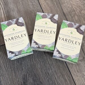 3 pack Activated Charcoal Nourishing Bath Bar by Yardley London Bentonite Clay